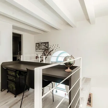 Appartamento Palazzo Diaz - By Myhomeincomo *