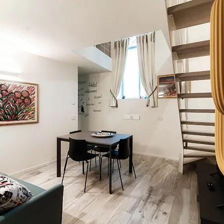 דירה Palazzo Diaz - By Myhomeincomo