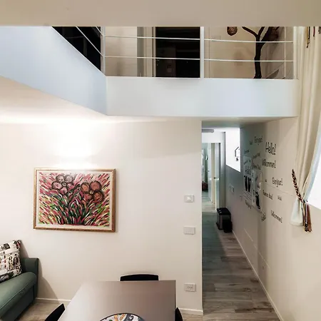 Apartment Palazzo Diaz - By Myhomeincomo *