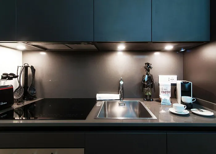 Palazzo Diaz - By Myhomeincomo *