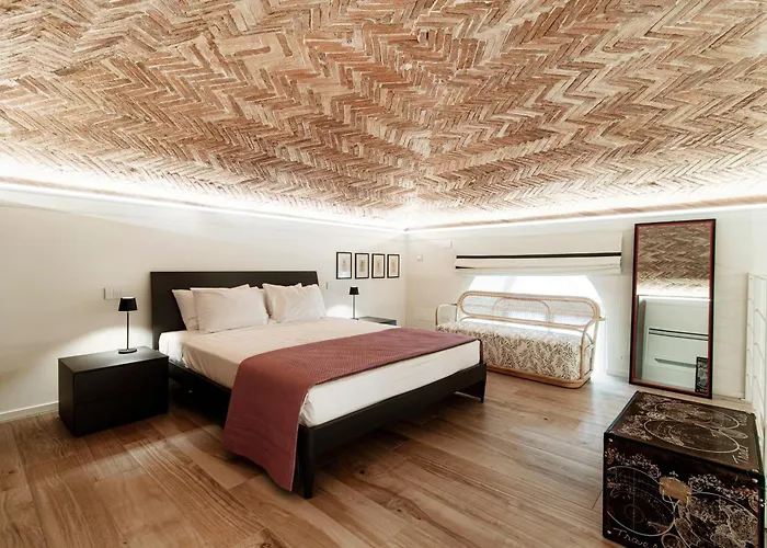 Palazzo Diaz - By Myhomeincomo Apartmán *