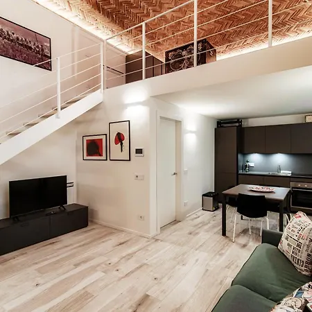 Palazzo Diaz - By Myhomeincomo Apartman