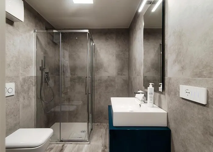 Palazzo Diaz - By Myhomeincomo Apartment